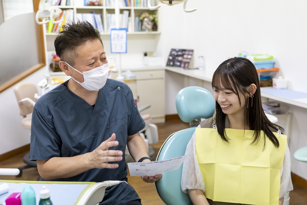 再び食べる喜びと話す楽しみを。入れ歯という選択肢