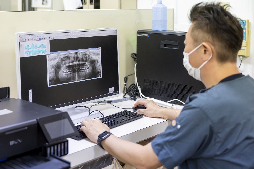 口の中に潜む細菌が引き起こす「むし歯」