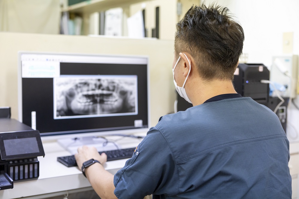 再び食べる喜びと話す楽しみを。入れ歯という選択肢