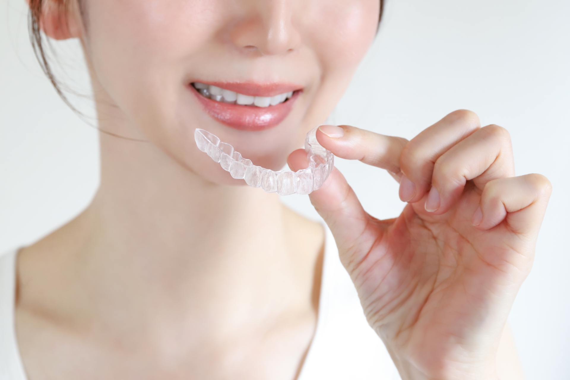 口の中に潜む細菌が引き起こす「むし歯」